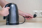 Dùng ấm siêu tốc mỗi ngày: 5 điều gia đình nên lưu ý