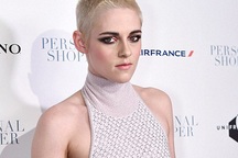 Kristen Stewart cạo đầu và thú nhận lưỡng tính