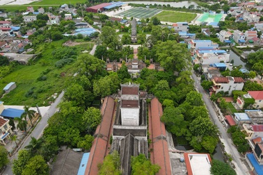 Quả chuông nặng 9 tấn, gần 100 năm chưa đánh một lần trong ngôi chùa thiêng