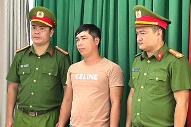 Khởi tố thuyền trưởng nhận giữ thuê thiết bị giám sát của tàu cá khác