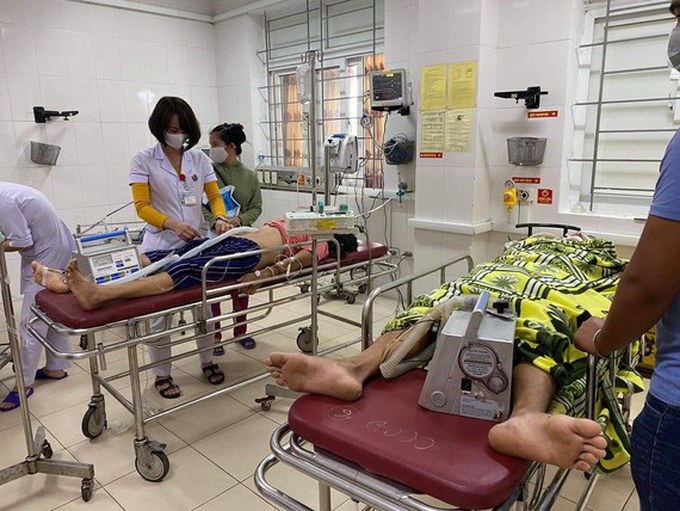 Hà Tĩnh: 4 người nhập viện do dùng than sưởi ấm - Ảnh 1. Hà Tĩnh: 4 người nhập viện do dùng than sưởi ấm - Ảnh 1.