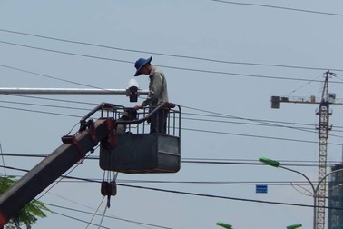 Lắp đặt 18 “mắt thần” trên QL 1A