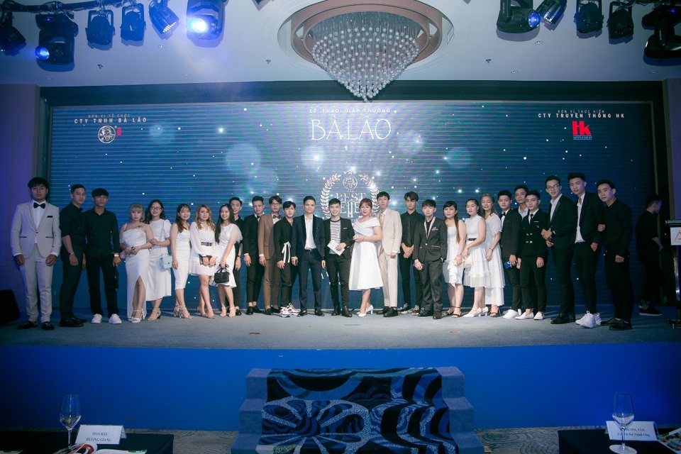 Bà Lão Awards 2019 khẳng định thương hiệu mỹ phẩm được yêu thích - 1 Bà Lão Awards 2019 khẳng định thương hiệu mỹ phẩm được yêu thích - 1