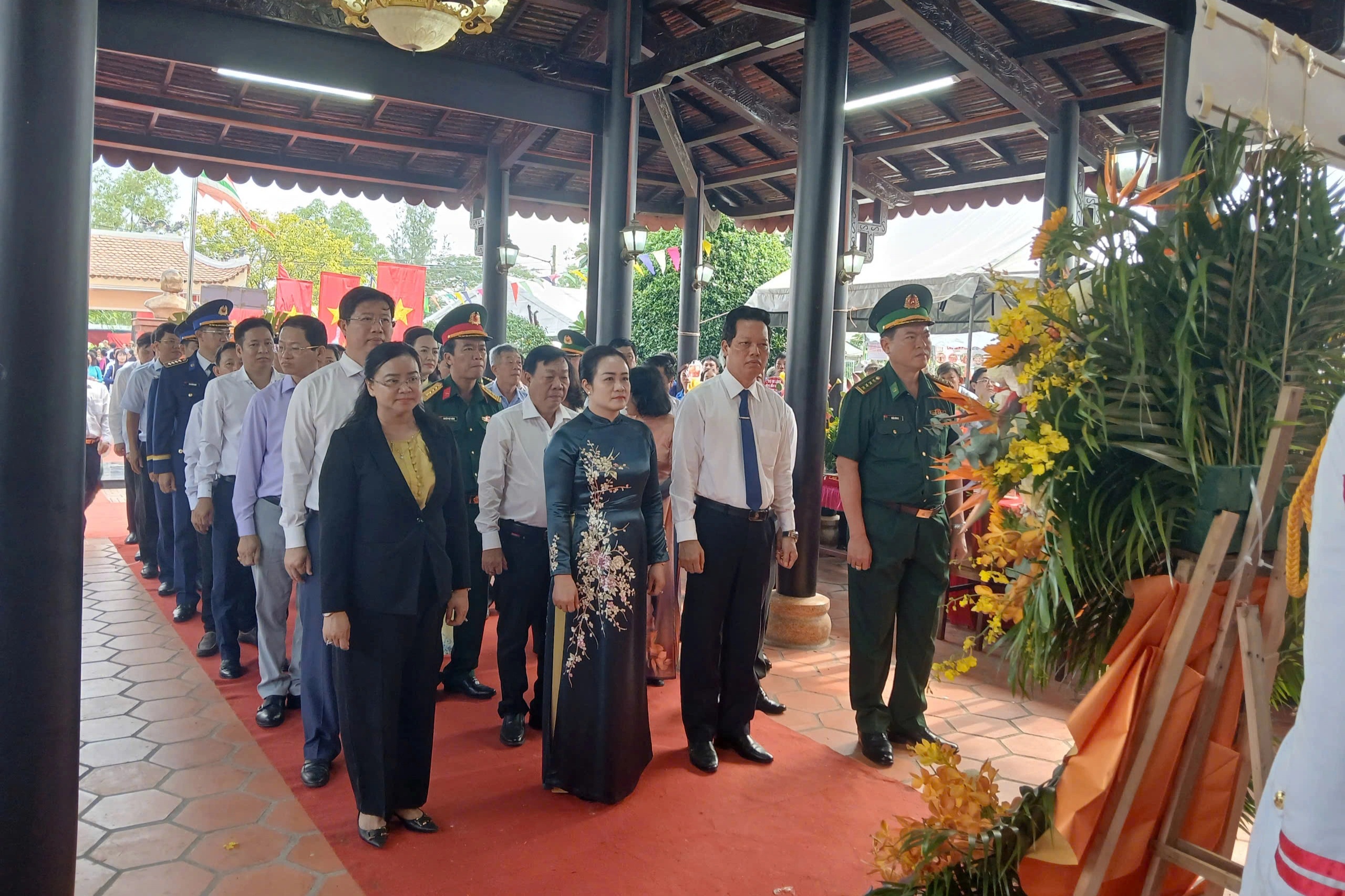 Lãnh đạo Đồng Tháp dâng hương tưởng nhớ ngày Anh hùng Trương Định tuẫn tiết - 2