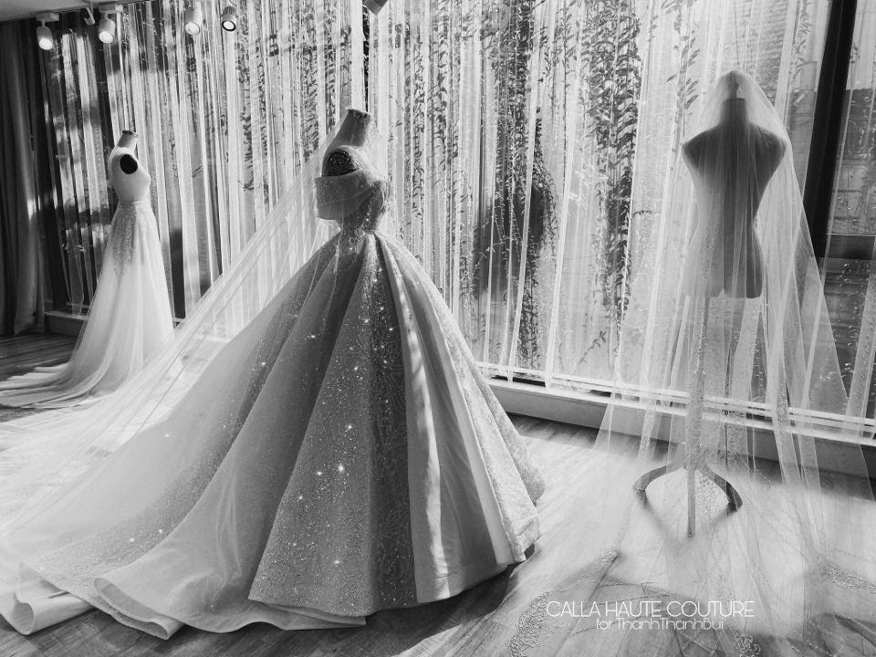 365 ngày cùng 10 tác phẩm áo cưới mang tên Calla Haute Couture - 10 365 ngày cùng 10 tác phẩm áo cưới mang tên Calla Haute Couture - 10