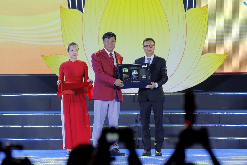 Herbalife Việt Nam thưởng nóng các vận động viên giành HCV tại SEA Games 32 - 4 Herbalife Việt Nam thưởng nóng các vận động viên giành HCV tại SEA Games 32 - 4