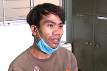 Bắt tạm giam đối tượng dùng dao tự chế đâm cha dượng tử vong