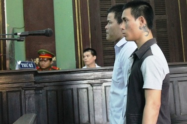 Bắt cóc thiếu nữ rồi thay phiên nhau cưỡng hiếp