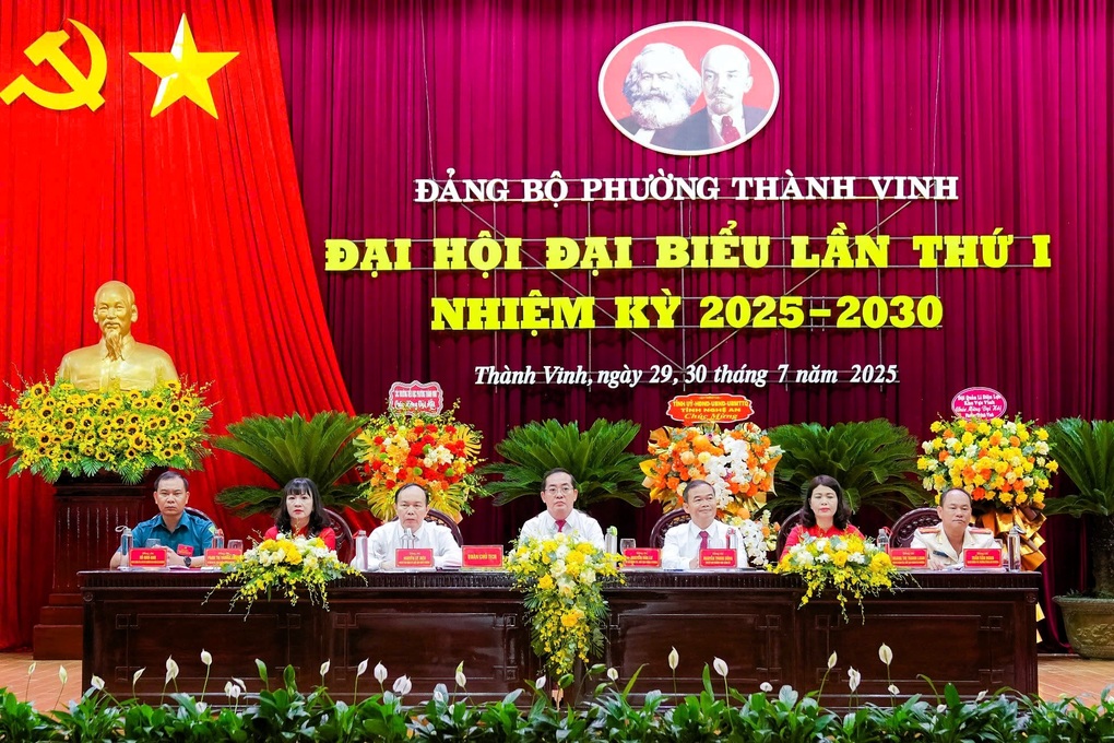 Đại hội phường đầu tiên của Nghệ An sau khi thực hiện chính quyền 2 cấp - 2 Đại hội phường đầu tiên của Nghệ An sau khi thực hiện chính quyền 2 cấp - 2