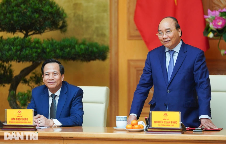 Thủ tướng: Xúc động với những câu chuyện cổ tích có thật trong đời thường - 3 Thủ tướng: Xúc động với những câu chuyện cổ tích có thật trong đời thường - 3