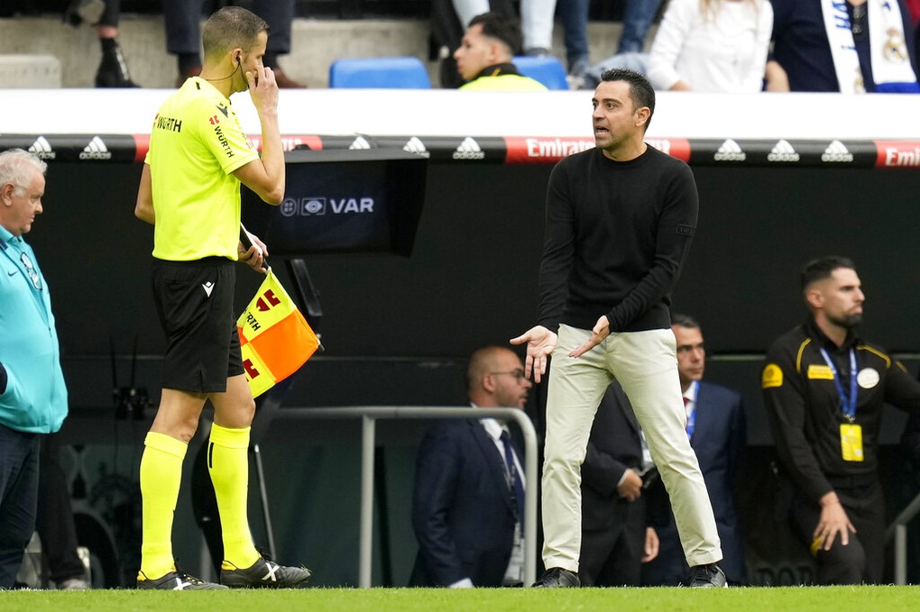 Barcelona tính thay thế HLV Xavi Hernandez bằng Luis Enrique - 1 Barcelona tính thay thế HLV Xavi Hernandez bằng Luis Enrique - 1