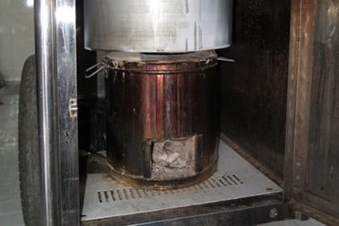 Vụ 2 vợ chồng tử vong trong căn nhà khóa kín: Có thể do ngạt khí than tổ ong