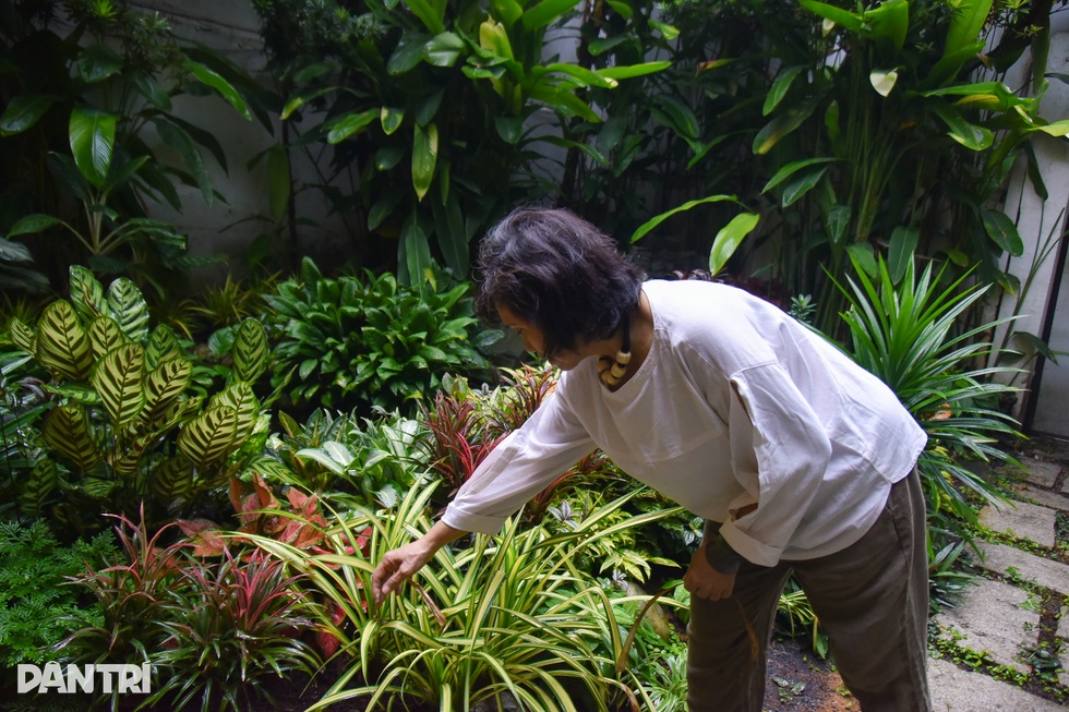 Nghệ sĩ Xuân Hương: Ở một mình không cô độc, ra đi không cần ai để tang - 4 Nghệ sĩ Xuân Hương: Ở một mình không cô độc, ra đi không cần ai để tang - 4
