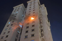 Hà Nội: Cháy tòa chung cư trong khu đô thị Ciputra