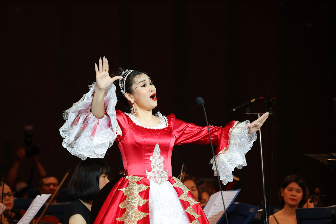 Nhà hát Lớn Hà Nội kỷ niệm 110 năm với hòa nhạc Huyền thoại Opera - 2 Nhà hát Lớn Hà Nội kỷ niệm 110 năm với hòa nhạc Huyền thoại Opera - 2