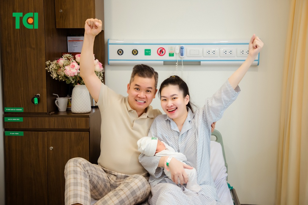 Sản phụ sinh 5 con trong gần 6 năm - 5 Sản phụ sinh 5 con trong gần 6 năm - 5