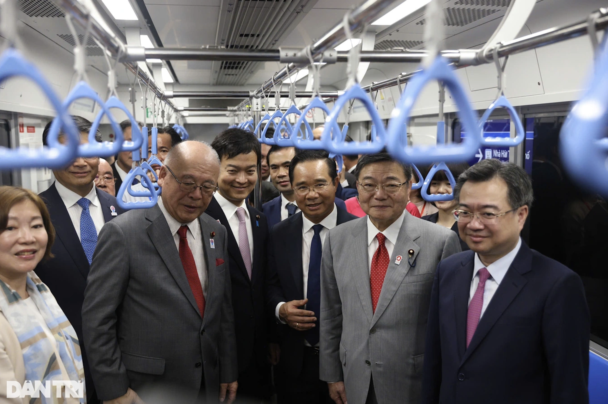 Metro số 1 khánh thành và kỳ vọng thanh toán số lên ngôi - 12 Metro số 1 khánh thành và kỳ vọng thanh toán số lên ngôi - 12