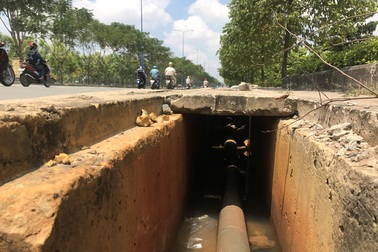 "Choáng" với vỉa hè đại lộ nghìn tỷ!