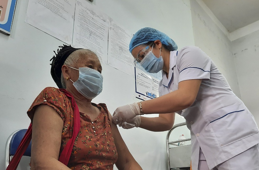 Sáng 17/11, nhiều địa phương cả nước ghi nhận ca cộng đồng tăng - 2 Sáng 17/11, nhiều địa phương cả nước ghi nhận ca cộng đồng tăng - 2