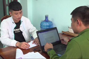 Bắt nhóm cho vay lãi "cắt cổ" 365%/năm