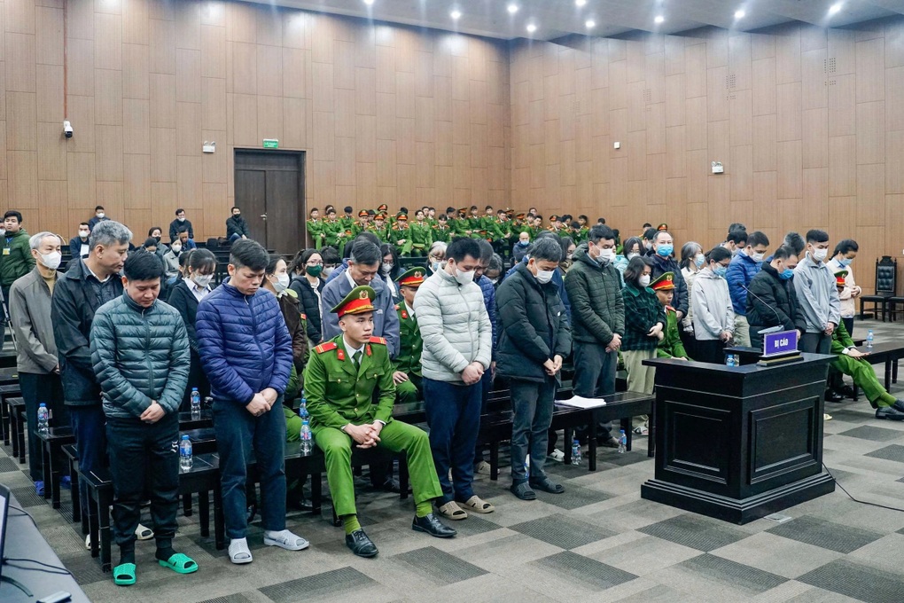 Thêm lời khai tố cáo cơ chế vòi vĩnh của cựu Cục trưởng Trần Việt Nga - 1 Thêm lời khai tố cáo cơ chế vòi vĩnh của cựu Cục trưởng Trần Việt Nga - 1