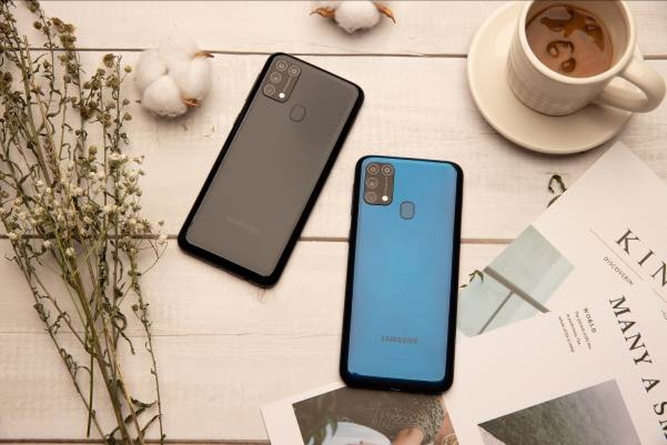 Pin 6000 mAh của Samsung Galaxy M31 khủng đến mức nào? - 2 Pin 6000 mAh của Samsung Galaxy M31 khủng đến mức nào? - 2