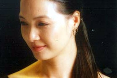 “Lê Khanh đẹp như một biểu tượng của sân khấu”