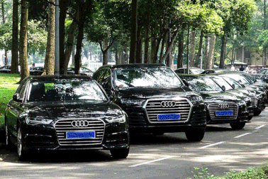 Thị trường ô tô náo loạn, thương hiệu nhập khẩu tiếp tục "kêu cứu"