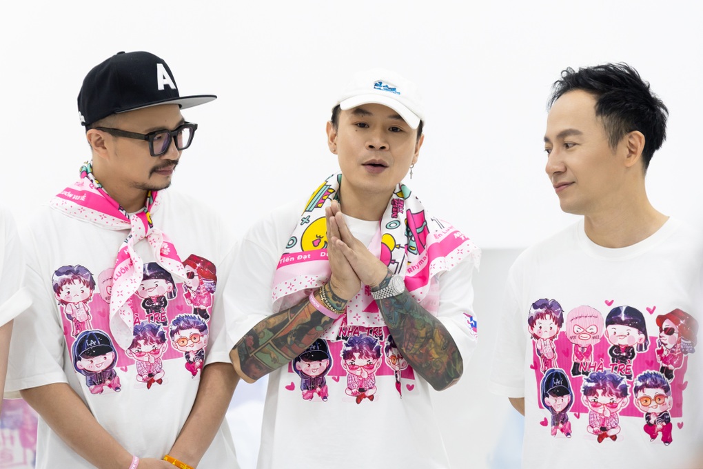 Nhóm Nhà Trẻ tiết lộ quy tắc đặc biệt của 7 thành viên sau show Anh trai - 1 Nhóm Nhà Trẻ tiết lộ quy tắc đặc biệt của 7 thành viên sau show Anh trai - 1