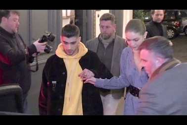 Zayn Malik và Gigi Hadid nắm tay trên phố