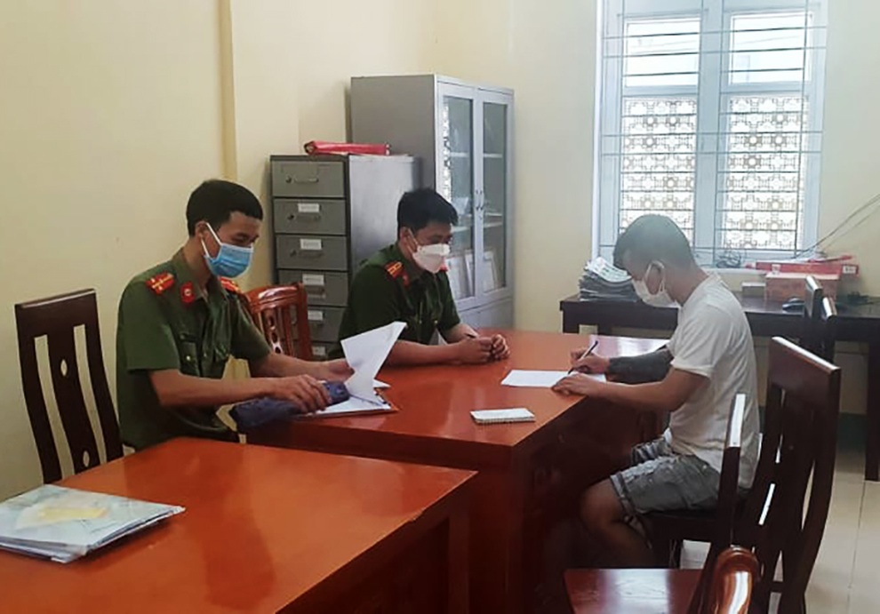 Lên mạng khoe Lên mạng khoe