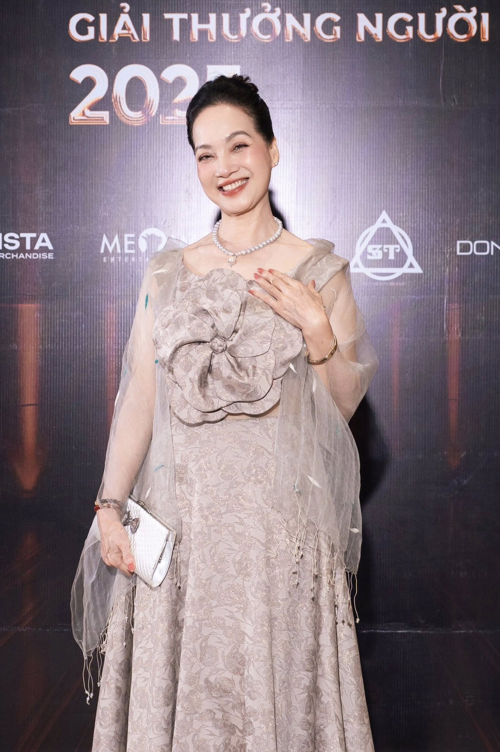 Mỹ nhân màn ảnh Lê Khanh và nhan sắc hiếm thấy qua 5 thập kỷ - 15