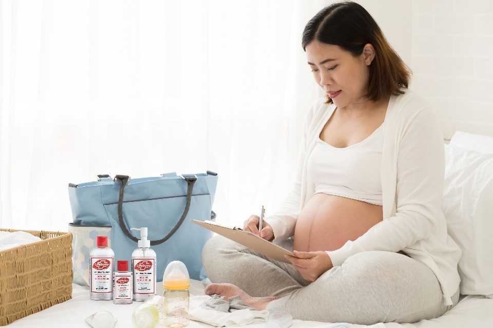 Sức đề kháng mong manh, bảo vệ mẹ bầu thế nào trong mùa dịch Covid-19? - 2 Sức đề kháng mong manh, bảo vệ mẹ bầu thế nào trong mùa dịch Covid-19? - 2