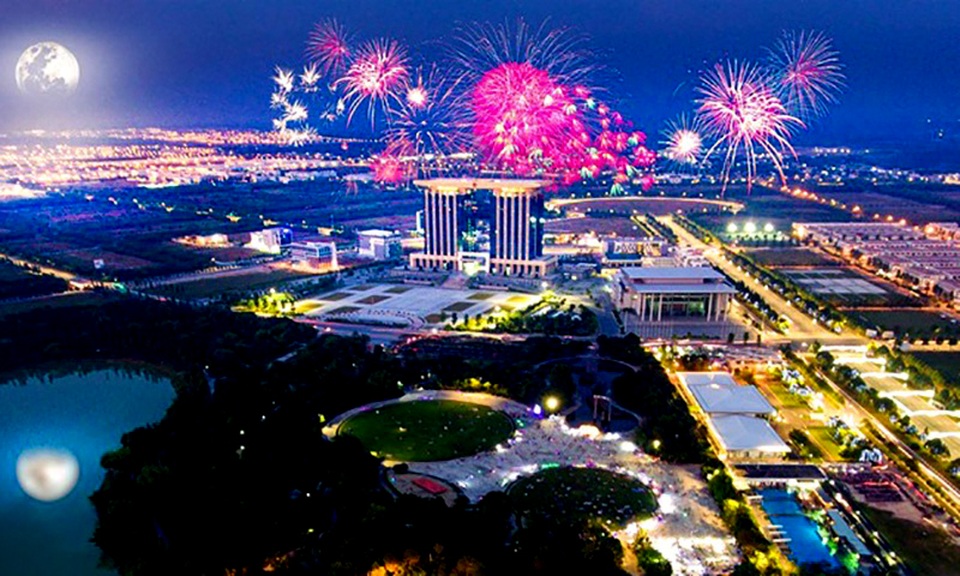 Bình Dương, Quảng Ngãi dừng bắn pháo hoa đêm giao thừa - 1 Bình Dương, Quảng Ngãi dừng bắn pháo hoa đêm giao thừa - 1