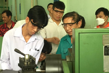 Đào tạo 4 nghề trọng điểm để đưa sinh viên ra nước ngoài thực tập