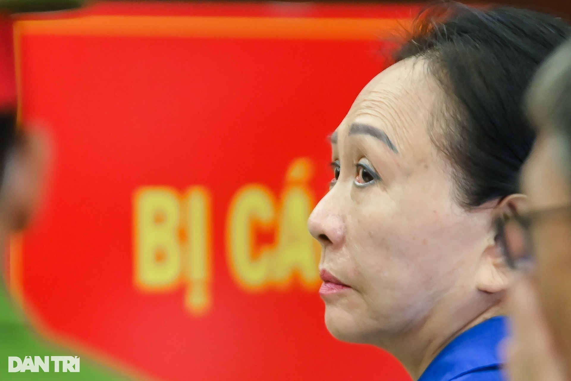 Bà Trương Mỹ Lan tại phiên tòa phúc thẩm xin giảm án tử hình - 1 Bà Trương Mỹ Lan tại phiên tòa phúc thẩm xin giảm án tử hình - 1