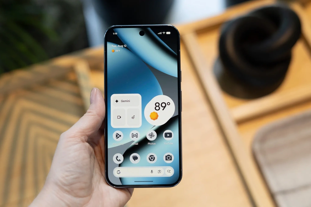 Google launches Pixel 10 series of phones, integrating many AI features - 1 Google ra mắt loạt điện thoại Pixel 10, tích hợp nhiều tính năng AI - 1