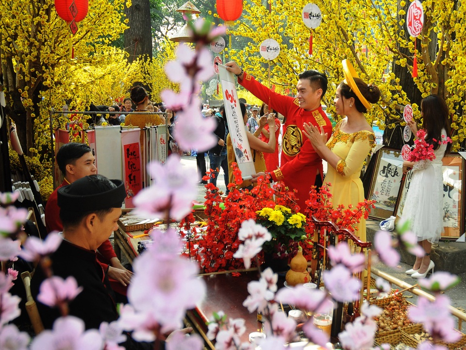 Hạnh phúc ngày xuân - 1