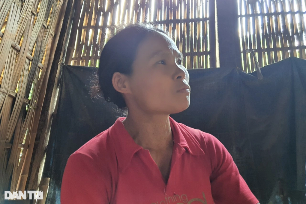 Người mẹ nghèo ôm con trai đi khắp nơi chữa bệnh rồi trở về 2 bàn tay trắng - 3 Người mẹ nghèo ôm con trai đi khắp nơi chữa bệnh rồi trở về 2 bàn tay trắng - 3