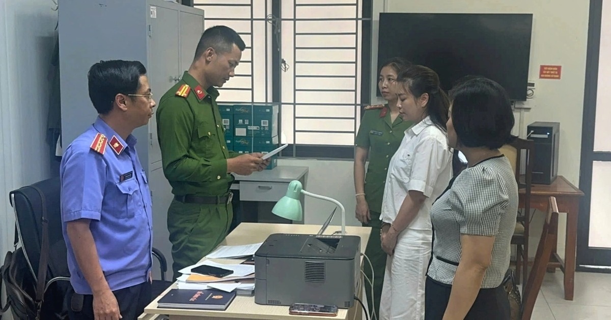Bắt tạm giam giám đốc và kế toán công ty xe khách ở Thanh Hóa