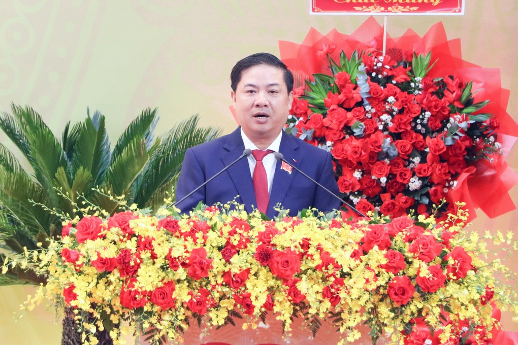 ពិធីបើកមហាសន្និបាតលើកទី១ គណៈកម្មាធិការបក្សទីក្រុង Da Nang - ៣ Khai mạc Đại hội đại biểu lần thứ I Đảng bộ thành phố Đà Nẵng - 3
