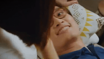 Sững sờ cảnh hôn nồng cháy ngoài kịch bản và sự thật phía sau màn ảnh Việt - 1 Sững sờ cảnh hôn nồng cháy ngoài kịch bản và sự thật phía sau màn ảnh Việt - 1