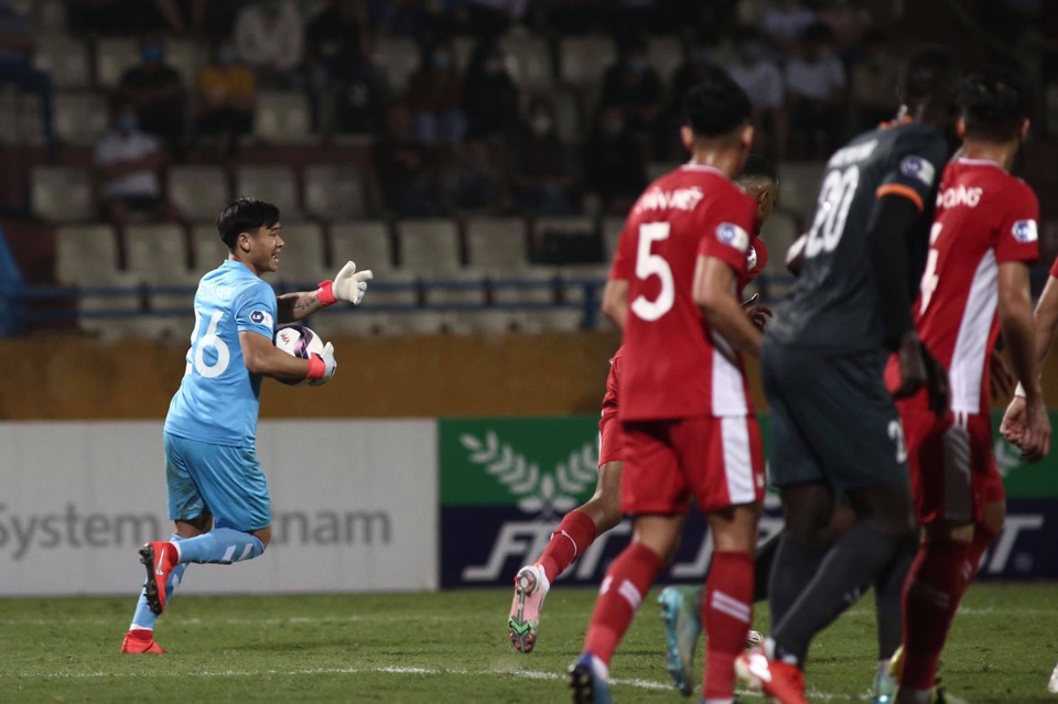 Quế Ngọc Hải tỏa sáng, CLB Viettel thắng trận đầu tay - 4