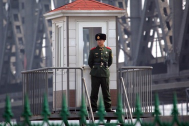 Quân đội Trung Quốc ở biên giới với Triều Tiên đặt ở mức báo động cao