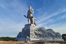 Chi thêm gần 90 tỷ làm sân và đường tượng đài lớn nhất tỉnh Đắk Nông