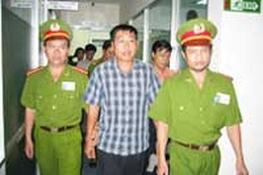 Khởi tố, bắt tạm giam nguyên Giám đốc Bến xe Miền Đông 