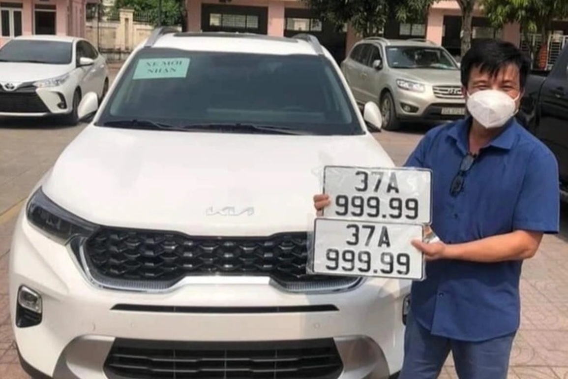 Bộ Công an đề xuất đấu giá biển số xe: Bán xe được giữ lại biển - 1 Bộ Công an đề xuất đấu giá biển số xe: Bán xe được giữ lại biển - 1