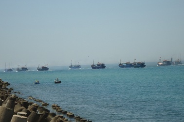 Tích cực tìm kiếm 4 ngư dân mất tích trên biển