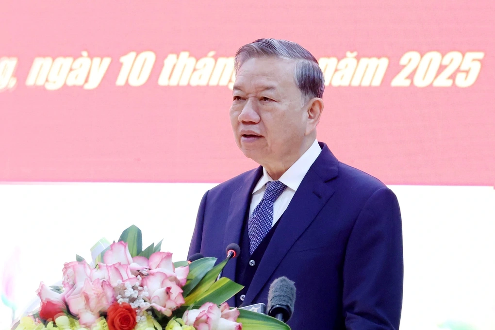 Tổng Bí thư Tô Lâm thăm và làm việc tại Lữ đoàn tên lửa 490 - 1 Tổng Bí thư Tô Lâm thăm và làm việc tại Lữ đoàn tên lửa 490 - 1