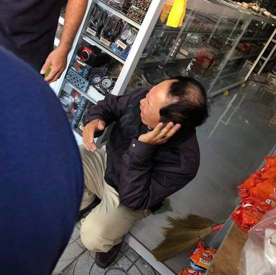 Bắt nhóm chuyên lừa bán thảo dược “dỏm” với giá hàng chục triệu đồng - 1 Bắt nhóm chuyên lừa bán thảo dược “dỏm” với giá hàng chục triệu đồng - 1